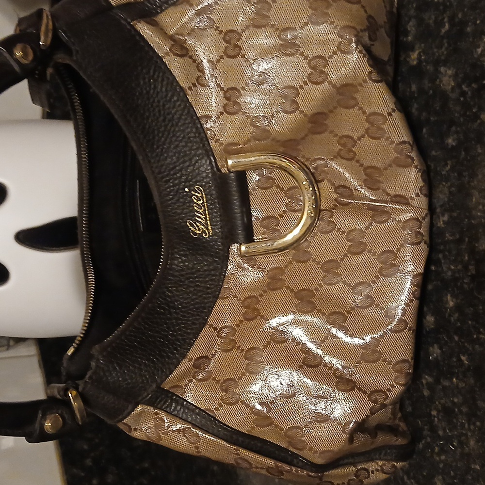 Gucci Elegant Brown and Gold Shoulder Bag - Picture 2 of 11